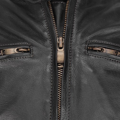 Men's cruiser motorcycle jacket featuring adjustable waist and ventilated panels