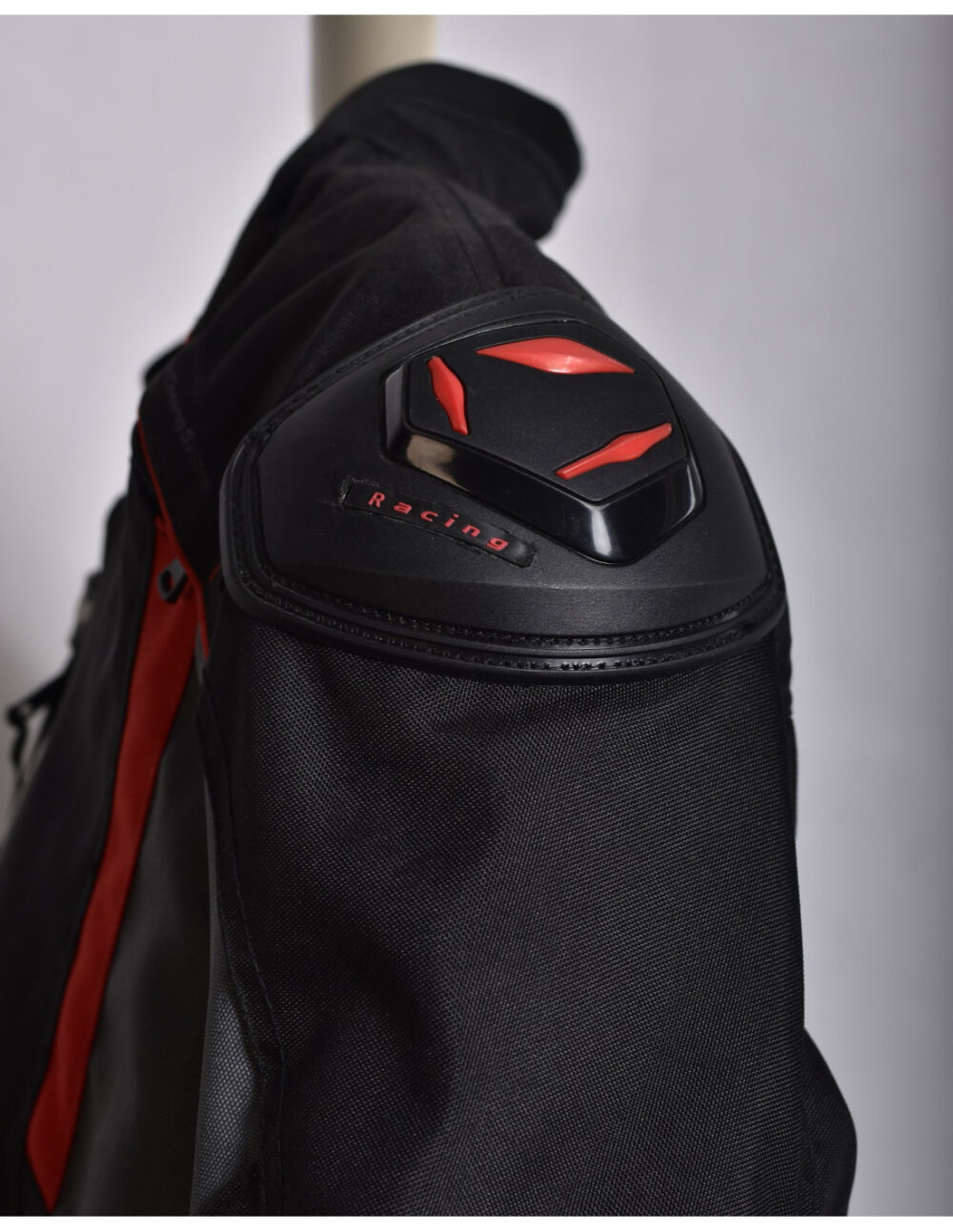 AMUR Super Rider Jacket with Back hump